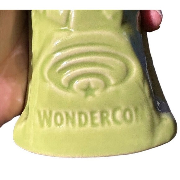WonderCon 2018 limited edition Heroine Green Tiki by Tiki Farm Anaheim - Picture 7 of 8